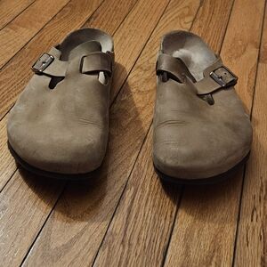 Brown Slip-On Birkenstock Clogs with Buckle